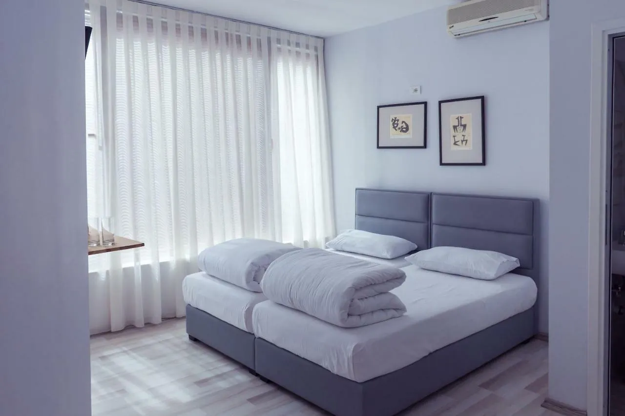 Art Hostel Tirana
