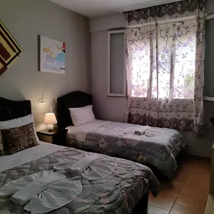 Gasthof De Rada, Tirana